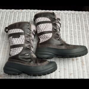 Women's Columbia Brown Leather Quilted Rubber Insulated Lace Up Winter Boots 10